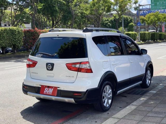 Nissan  Livina  第20張相片