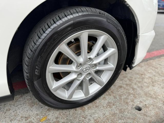 Toyota  Previa  第20張相片