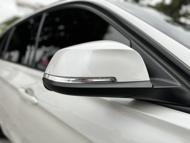 BMW/ 寶馬  3 SERIES  320i Sport Line  第20張相片