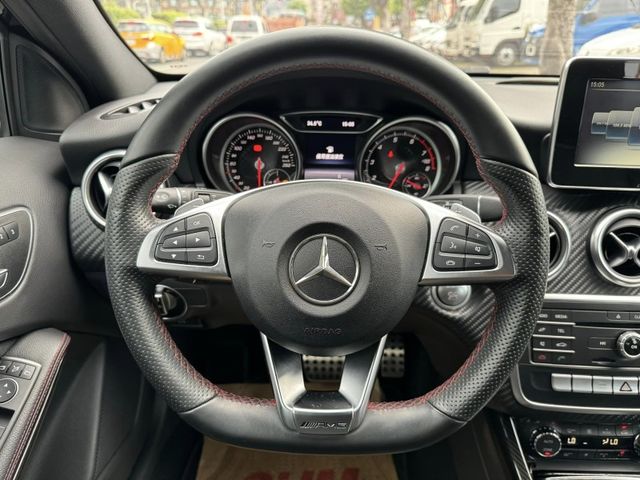 Mercedes-Benz/賓士   A-CLASS  A180  第9張相片