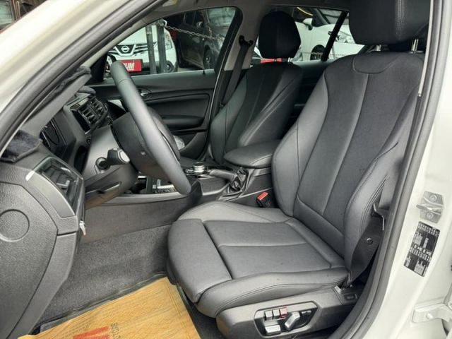 BMW/ 寶馬  1 SERIES  118i 運動版  第5張相片