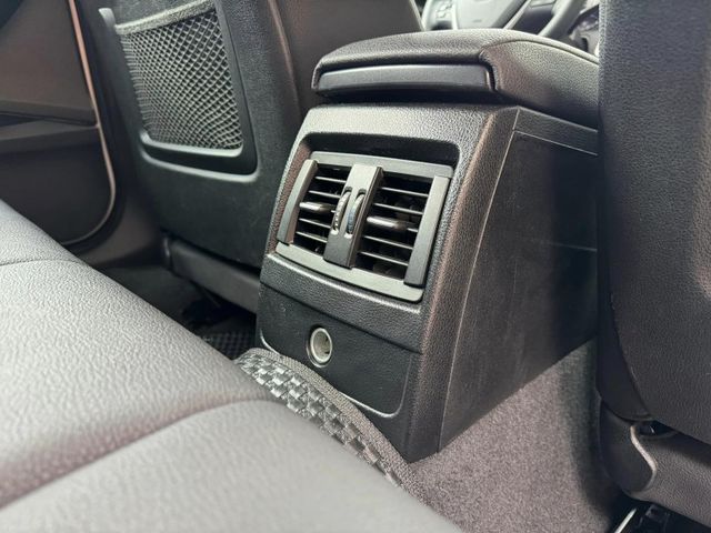 BMW/ 寶馬  1 SERIES  118i 運動版  第14張相片