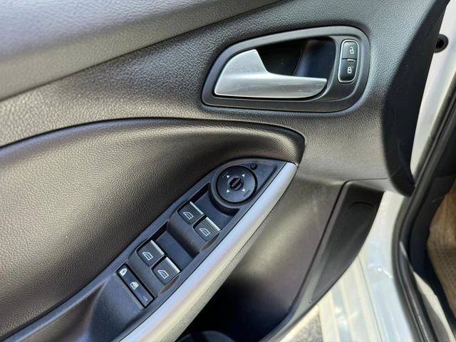 Ford/福特  Focus  第16張相片