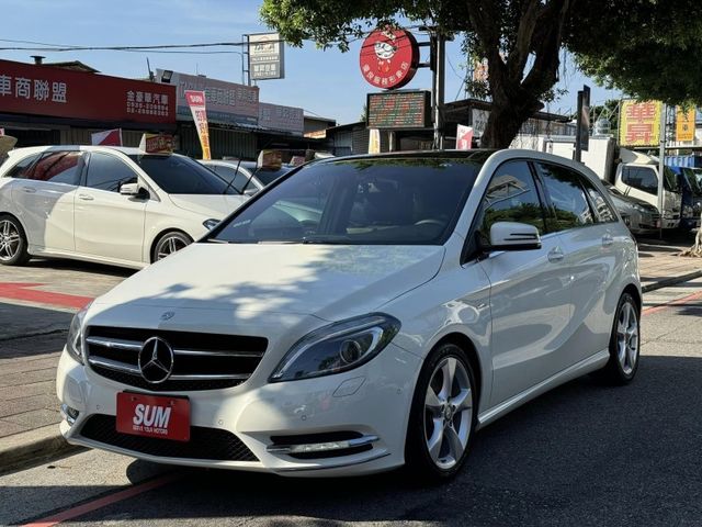 Mercedes-Benz/賓士   B-CLASS  B200  第21張相片