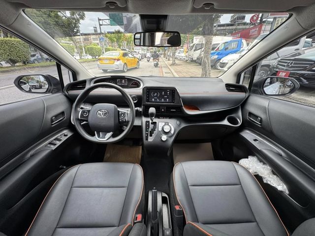Toyota  SIENTA  第4張相片