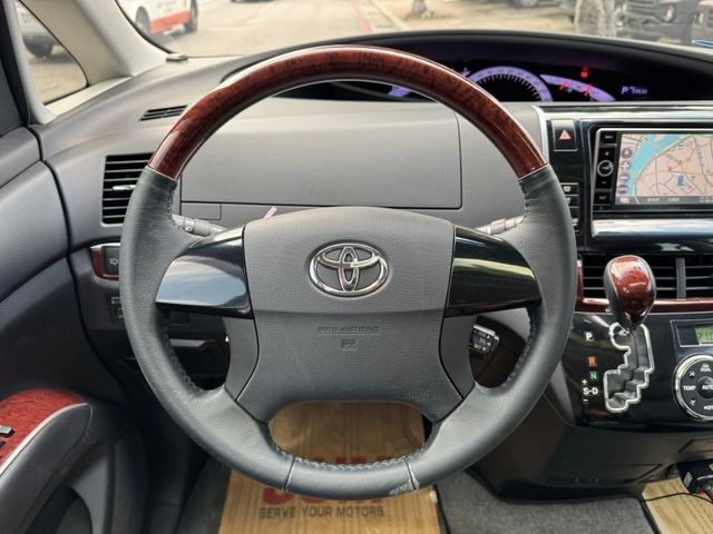 Toyota  Previa  第11張相片