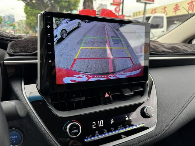 Toyota  Altis  第11張相片