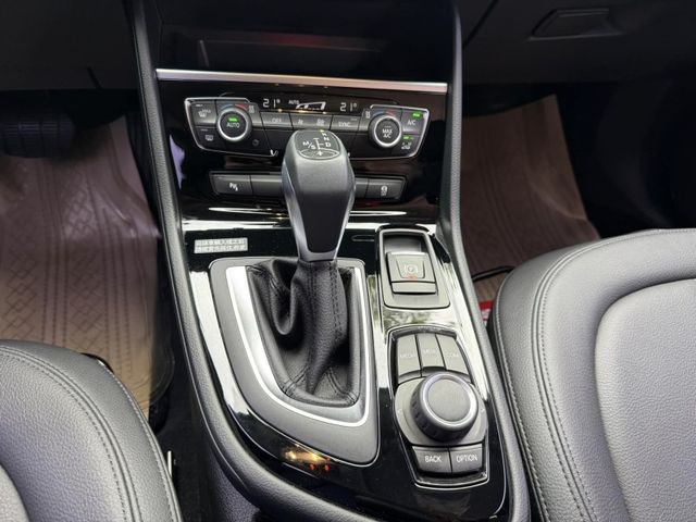 BMW/ 寶馬  2 SERIES  218i  第12張相片