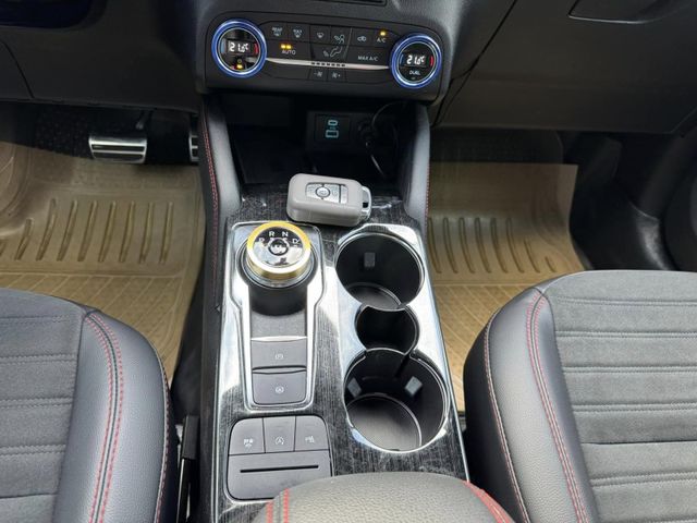 Ford/福特  Kuga  第13張相片