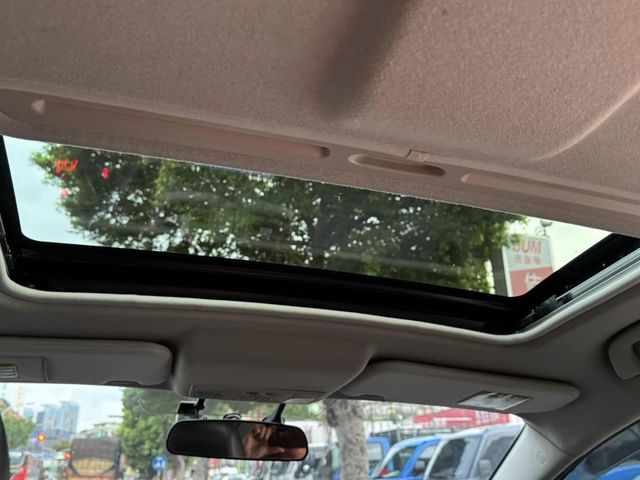 Mazda  Mazda5  第16張相片
