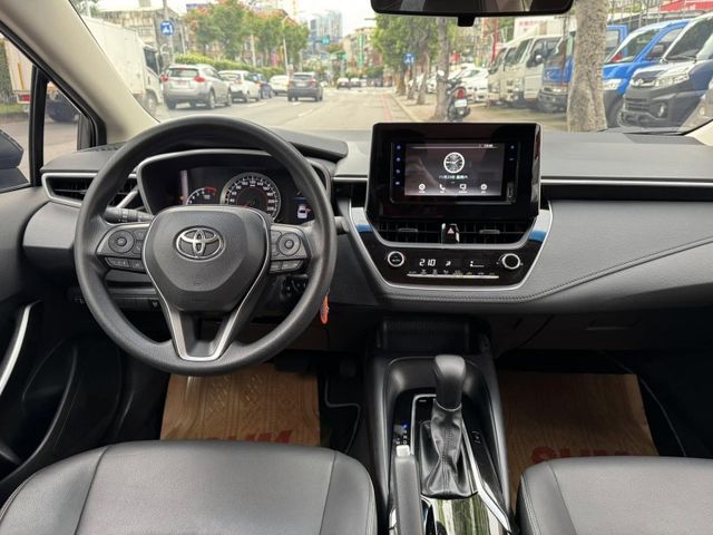 Toyota  Altis  第3張相片