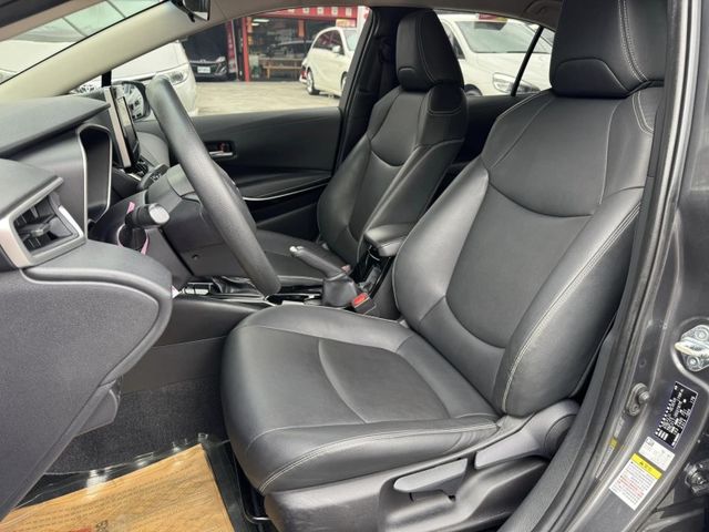 Toyota  Altis  第7張相片
