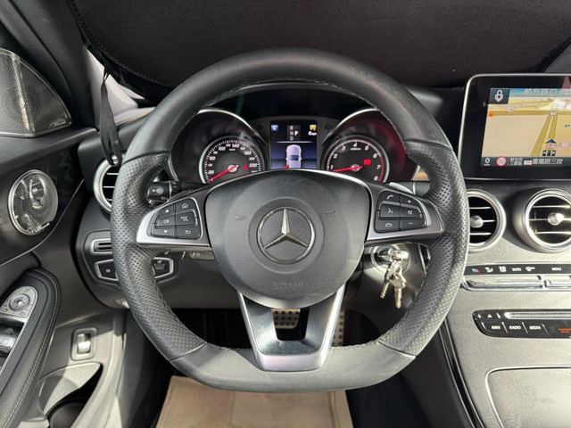 Mercedes-Benz/賓士   C-CLASS  C250  第9張相片