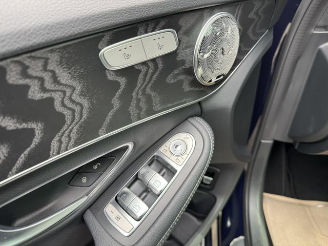 Mercedes-Benz/賓士   C-CLASS  C250  第19張相片