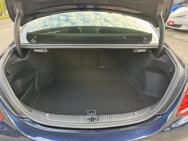Mercedes-Benz/賓士   C-CLASS  C250  第23張相片