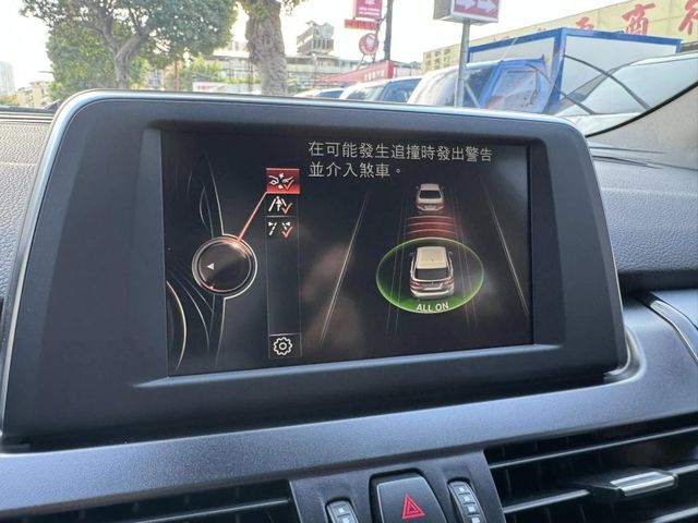 BMW/ 寶馬  2 SERIES  218i  第11張相片