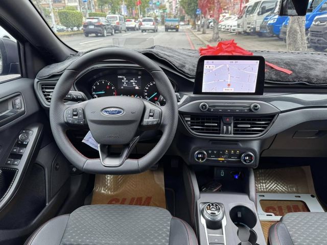 Ford/福特  Focus  第4張相片