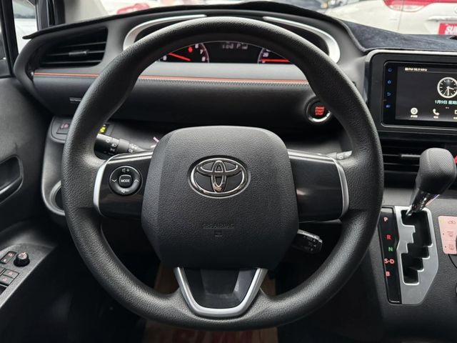 Toyota  SIENTA  第10張相片