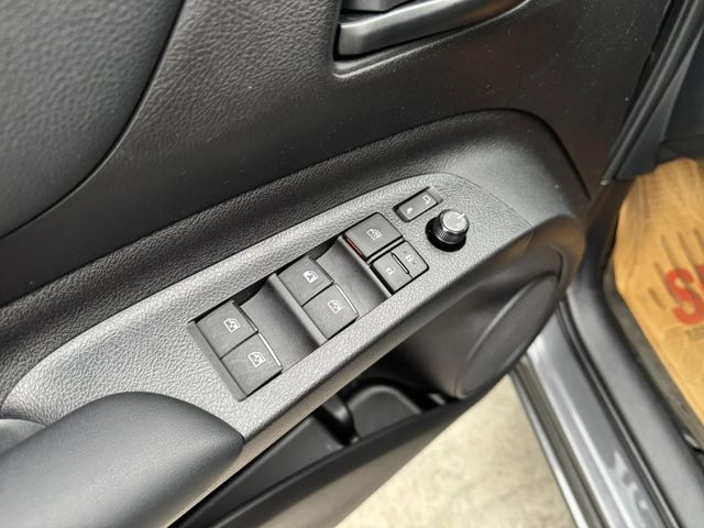 Toyota  SIENTA  第16張相片