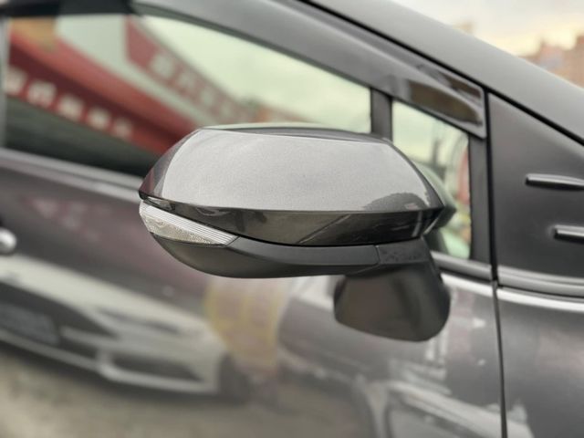 Toyota  SIENTA  第23張相片