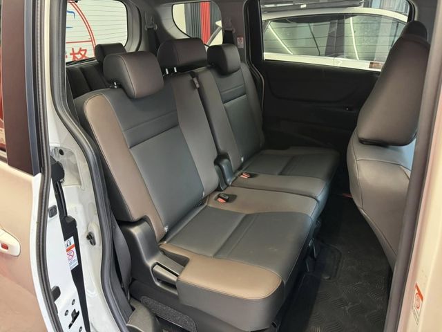 Toyota  SIENTA  第9張相片