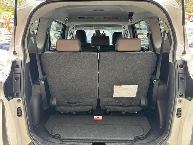 Toyota  SIENTA  第19張相片