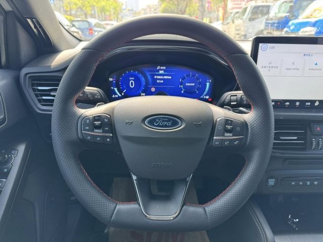 Ford/福特  Focus  第9張相片