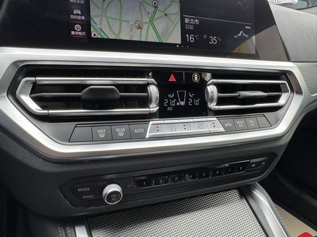 BMW/ 寶馬  4 SERIES  420i M Sport  第16張相片