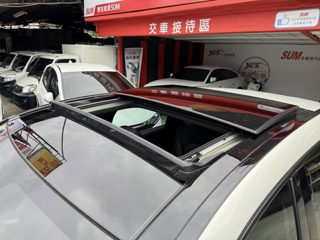 Mercedes-Benz/賓士   B-CLASS  B200  第19張相片