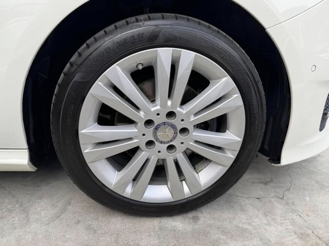 Mercedes-Benz/賓士   B-CLASS  B200  第22張相片