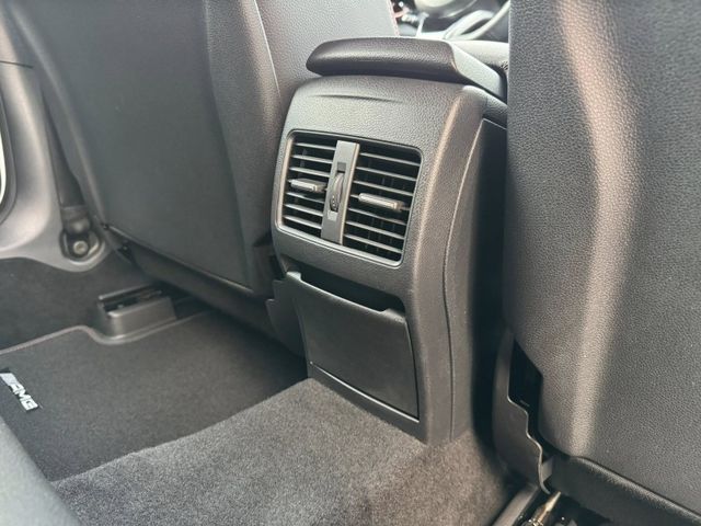 Mercedes-Benz/賓士   GLA-CLASS  GLA180  第16張相片