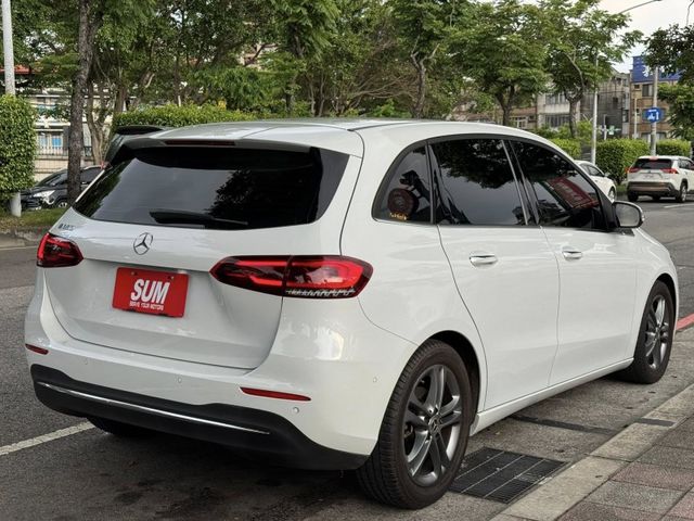 Mercedes-Benz/賓士   B-CLASS  B180  第26張相片
