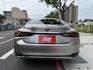 Lexus  ES  第22張縮圖