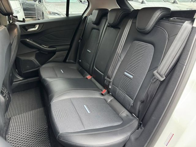 Ford/福特  Focus  第6張相片