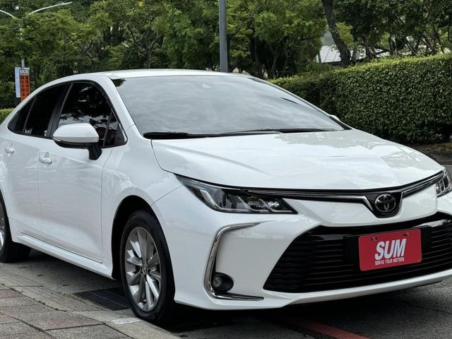 Toyota  Altis 金鑽店~自用車證只跑5萬公里，ACC跟車+車道偏移，AEB自動煞停，恆溫  第1張相片