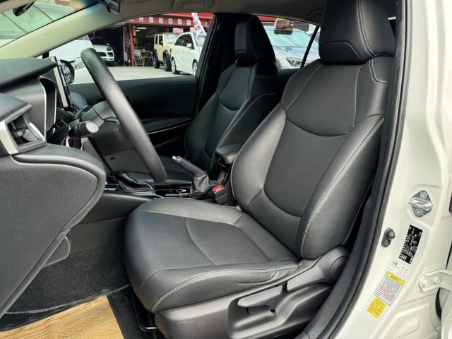 Toyota  Altis 金鑽店~自用車證只跑5萬公里，ACC跟車+車道偏移，AEB自動煞停，恆溫  第5張相片