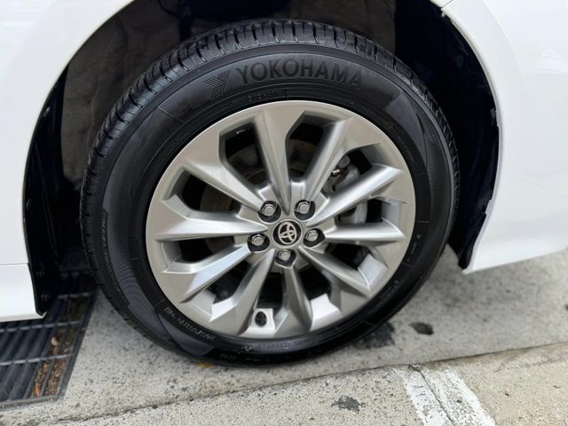 Toyota  Altis 金鑽店~自用車證只跑5萬公里，ACC跟車+車道偏移，AEB自動煞停，恆溫  第21張相片