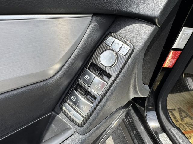 Mercedes-Benz/賓士   C-CLASS  C250 金鑽店~  C250 AMG版 1.8 直列4缸 渦輪增壓 204匹 7速手自排 天窗 定速 電動座椅 9安 安卓機 無線Apple CarPl  第15張相片