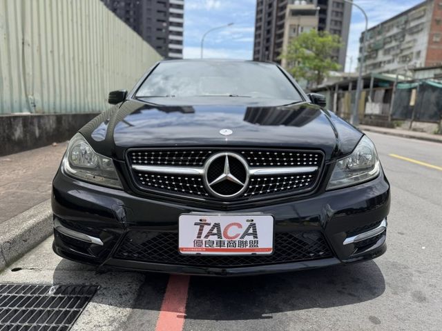 Mercedes-Benz/賓士   C-CLASS  C250 金鑽店~  C250 AMG版 1.8 直列4缸 渦輪增壓 204匹 7速手自排 天窗 定速 電動座椅 9安 安卓機 無線Apple CarPl  第21張相片