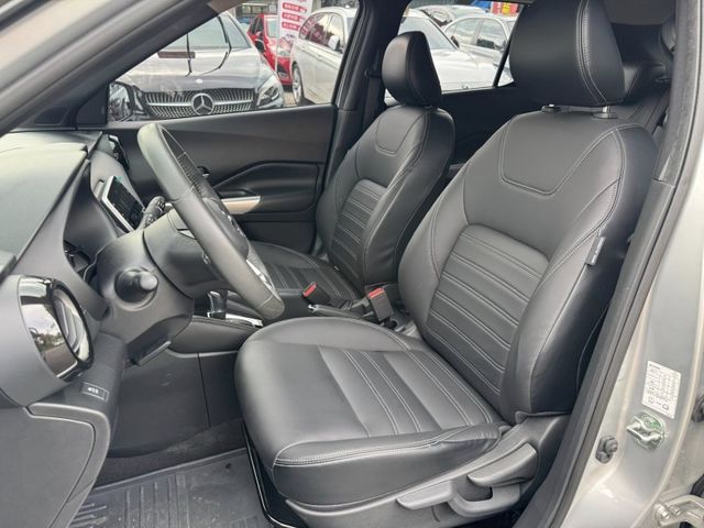 Nissan  Kicks 金鑽店~超時尚 大小空間剛剛好的小休旅 家庭用車來囉！2022年式 Kicks 1.5 智行旗艦版 里程保證只跑9千多公  第7張相片