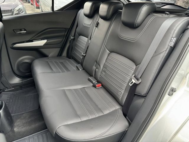 Nissan  Kicks 金鑽店~超時尚 大小空間剛剛好的小休旅 家庭用車來囉！2022年式 Kicks 1.5 智行旗艦版 里程保證只跑9千多公  第8張相片
