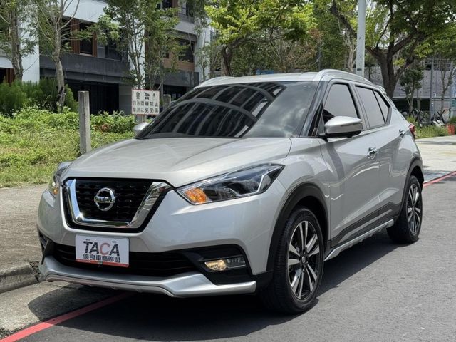 Nissan  Kicks 金鑽店~超時尚 大小空間剛剛好的小休旅 家庭用車來囉！2022年式 Kicks 1.5 智行旗艦版 里程保證只跑9千多公  第27張相片