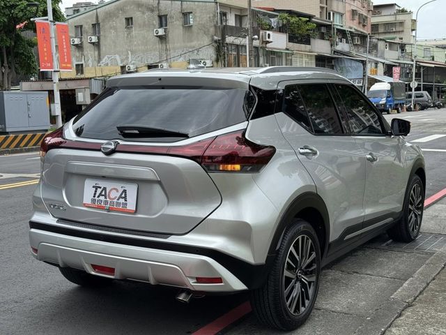 Nissan  Kicks 金鑽店~Kicks 大改款 旗艦版1.6 自然進氣 直列4缸 135匹馬力 加購平衡桿 下護板 底盤防鏽 原廠6年6大系統保固 里程保證只跑16000多公  第27張相片