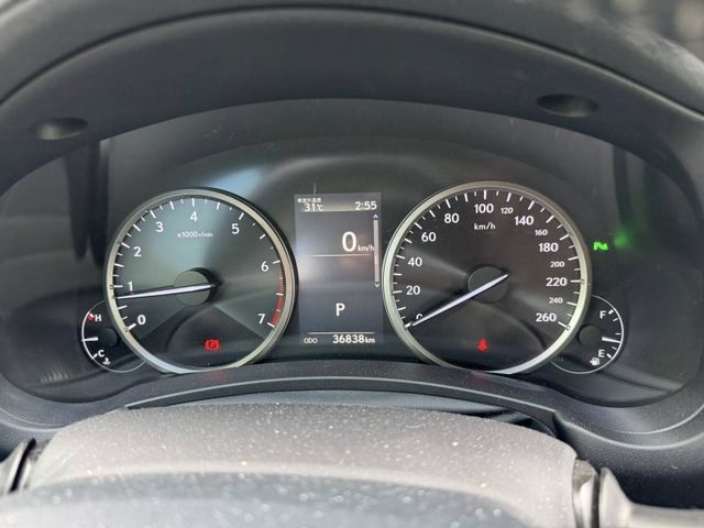 Lexus  NX 金鑽店~2020年式 LEXUS NX200 菁英 Plus版 自然進氣 150匹馬力 CVT8速手自排 只跑3萬多公里 車況超  第10張相片