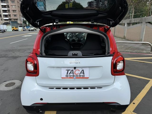 Smart  SMART FORTWO  第16張相片