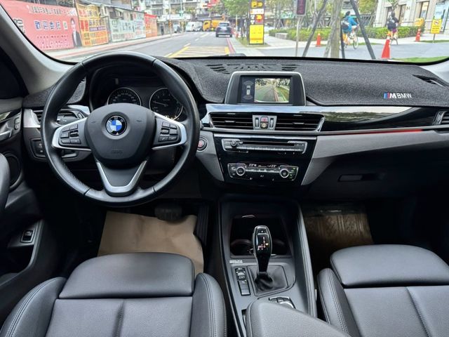 BMW/ 寶馬  X1 SERIES  X1 sDrive18i  第4張相片