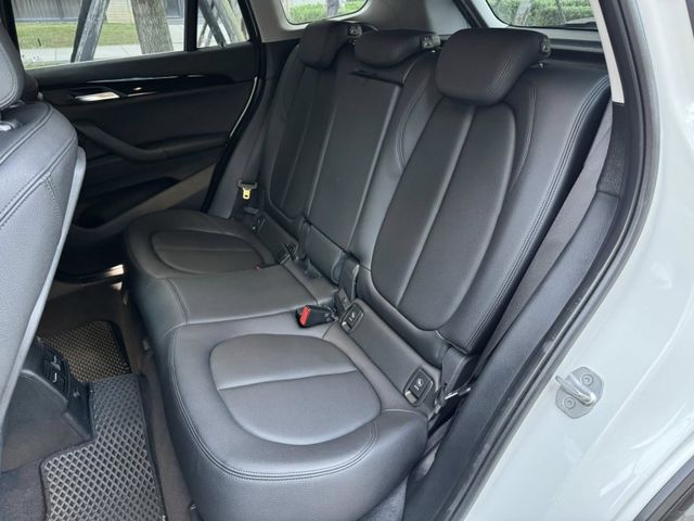BMW/ 寶馬  X1 SERIES  X1 sDrive18i  第6張相片