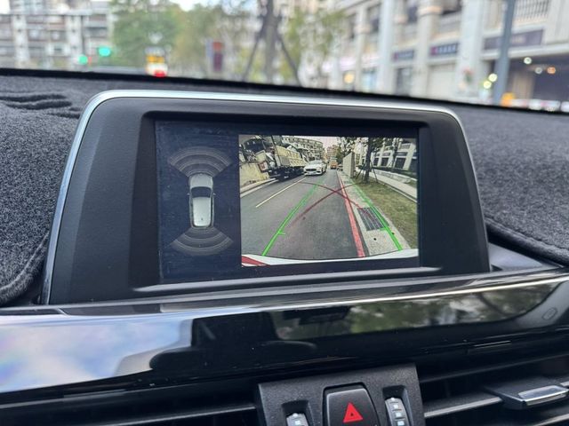 BMW/ 寶馬  X1 SERIES  X1 sDrive18i  第11張相片