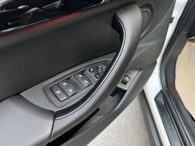 BMW/ 寶馬  X1 SERIES  X1 sDrive18i  第14張相片