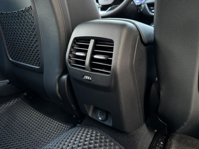 Ford/福特  Focus  第17張相片